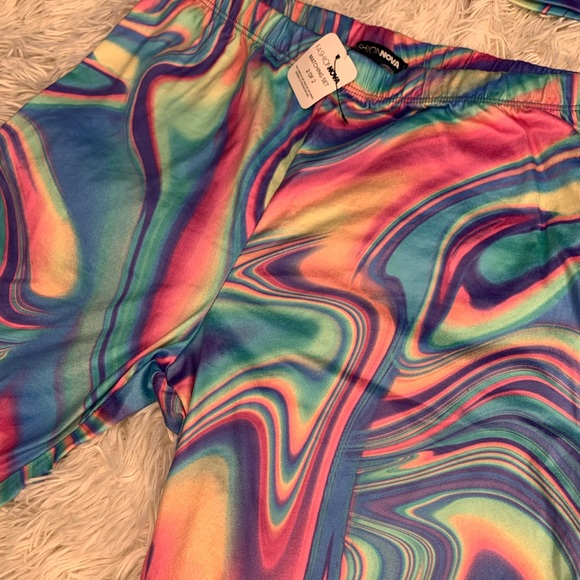 FASHIONABLE FASHION NOVA SET - Picture 5 of 6